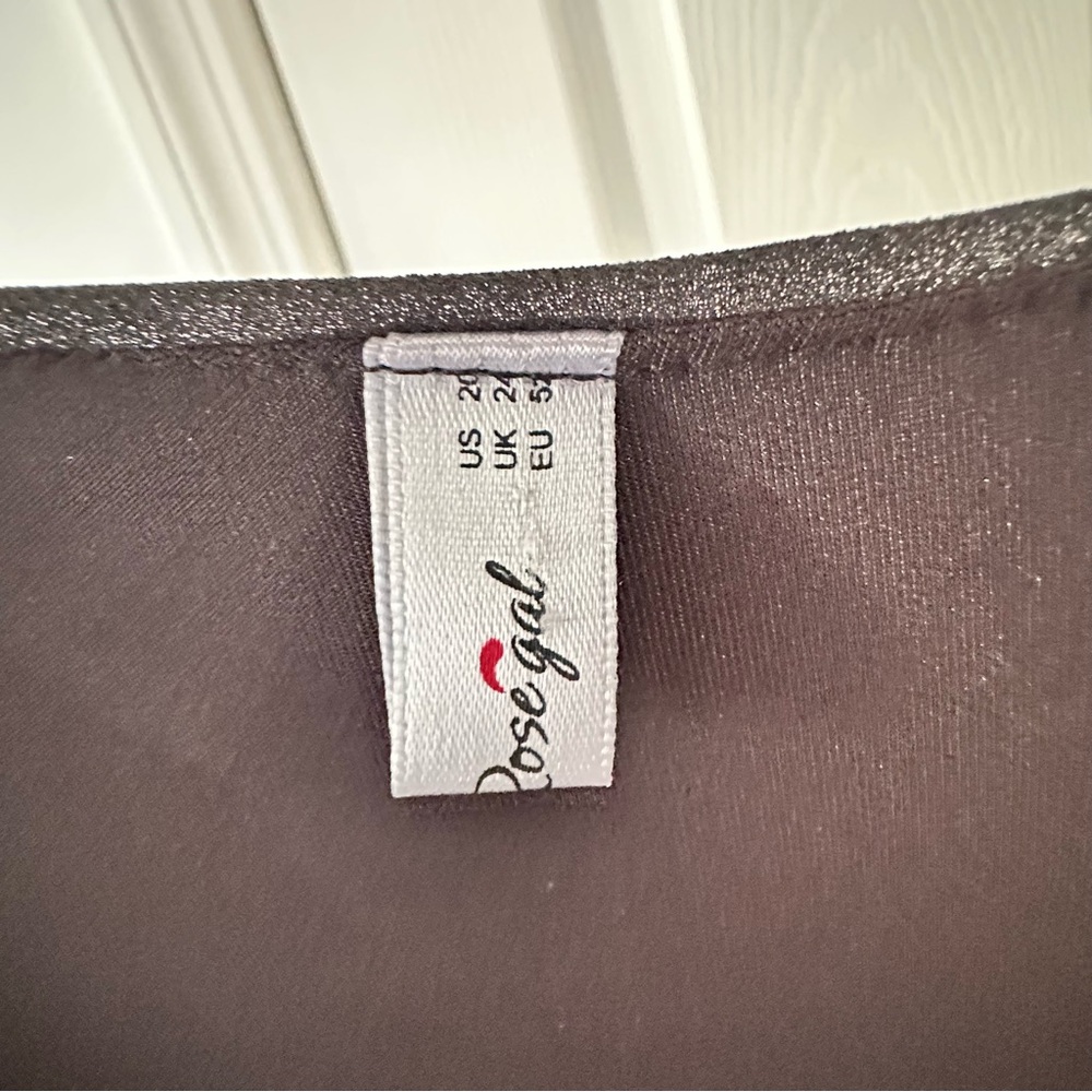 Rose gal Silver Sequins Dress Plus Size 3X / US 20 with Black Overlay, Stretchy - Picture 3 of 13
